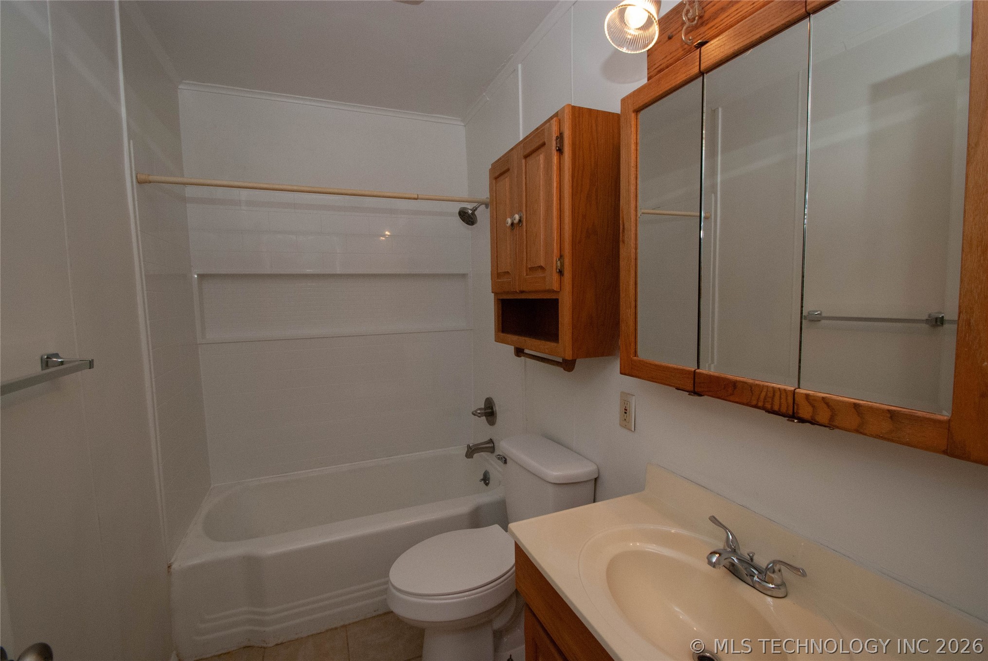 216 S 69th Avenue Property Photo 9