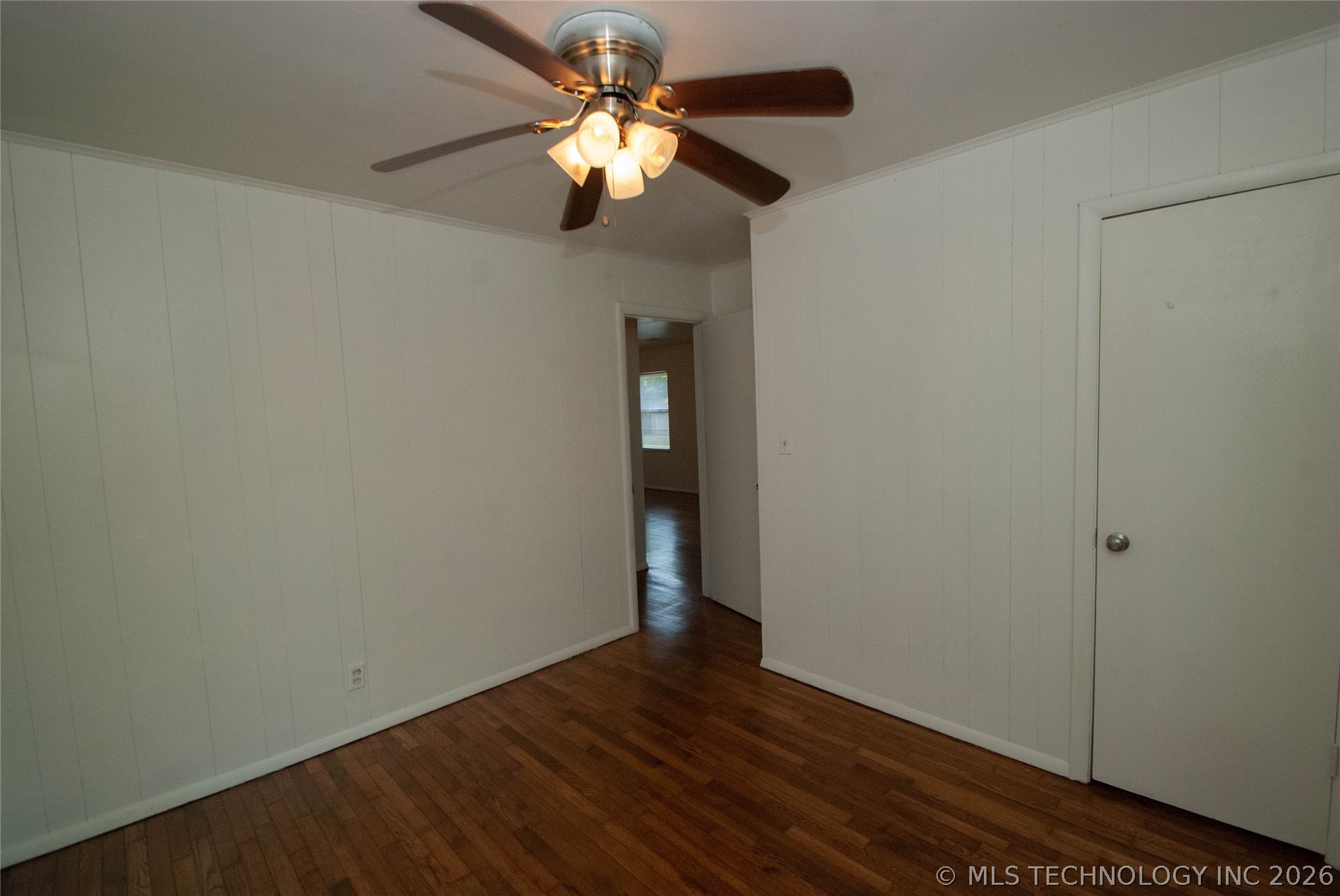 216 S 69th Avenue Property Photo 11