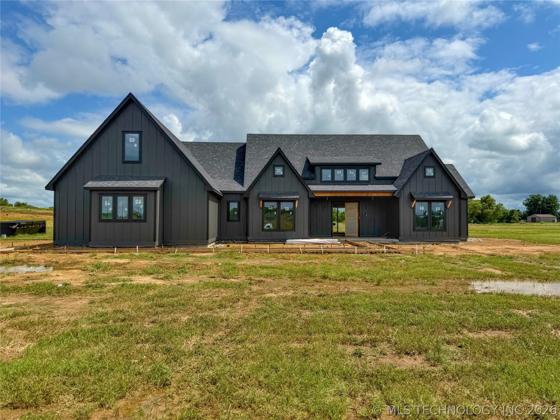 1413 Gunner Lane Property Photo 1