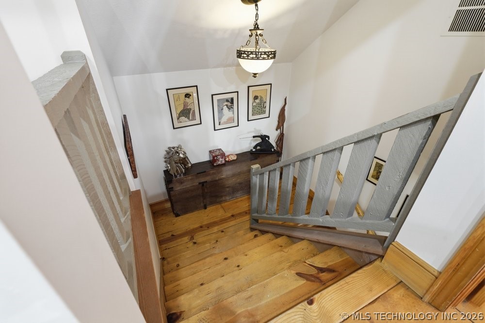 9223 S Zenith Avenue Property Photo 35