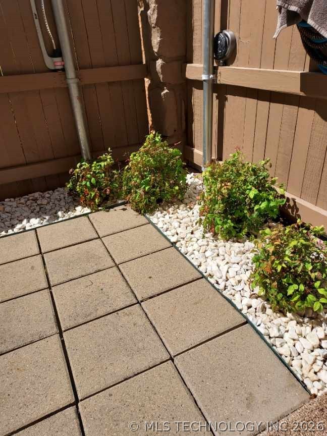 7911 E 66th Street A Property Photo 5