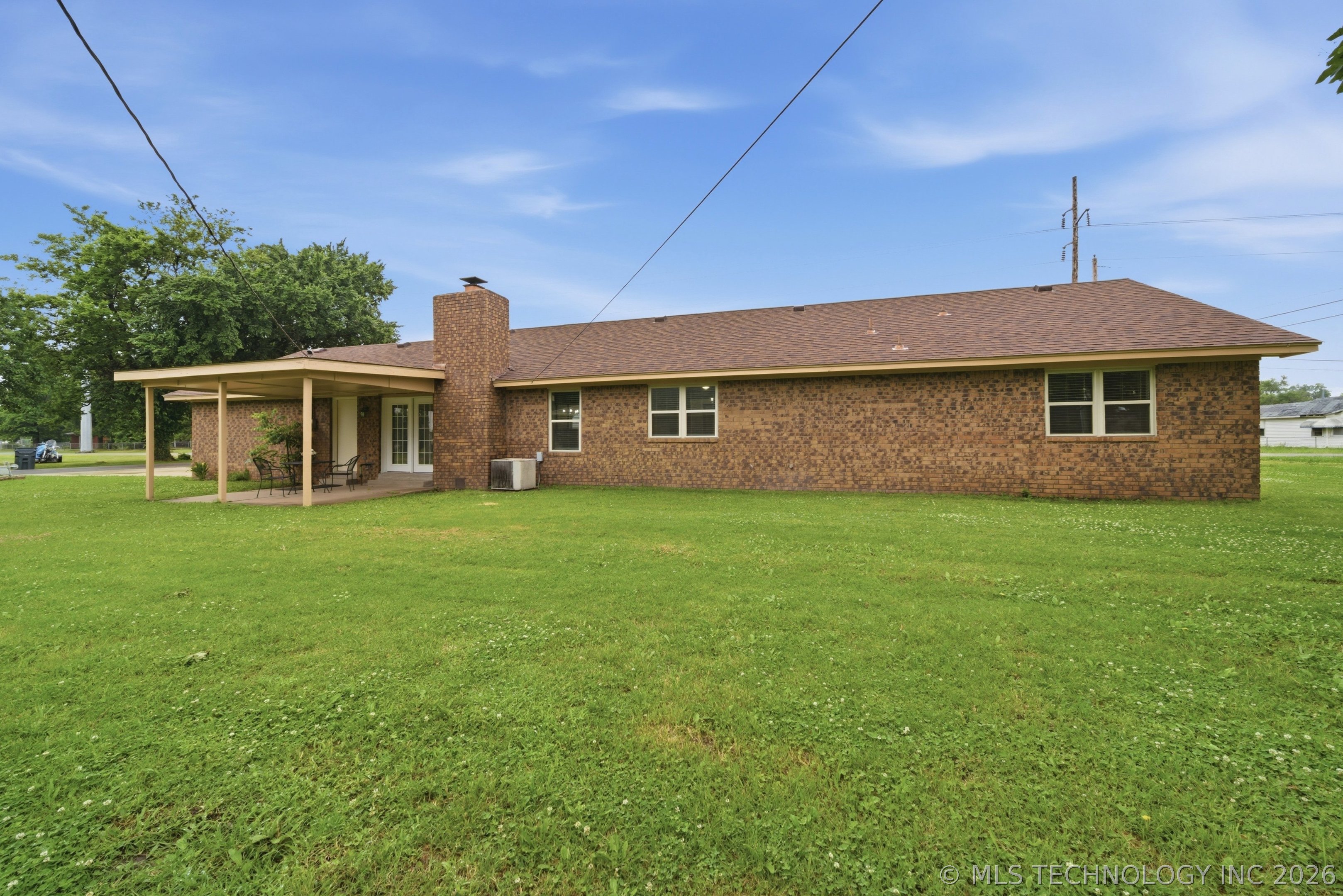 1100 N Oseuma Avenue Property Photo 6