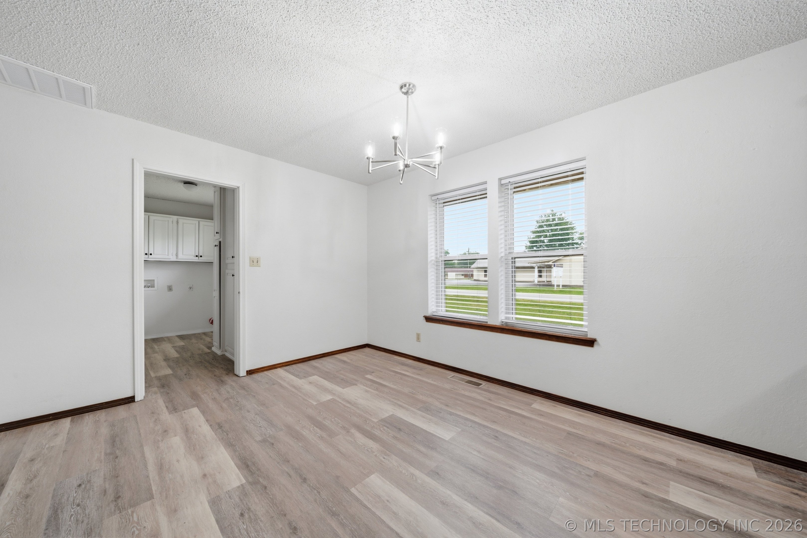 1100 N Oseuma Avenue Property Photo 20