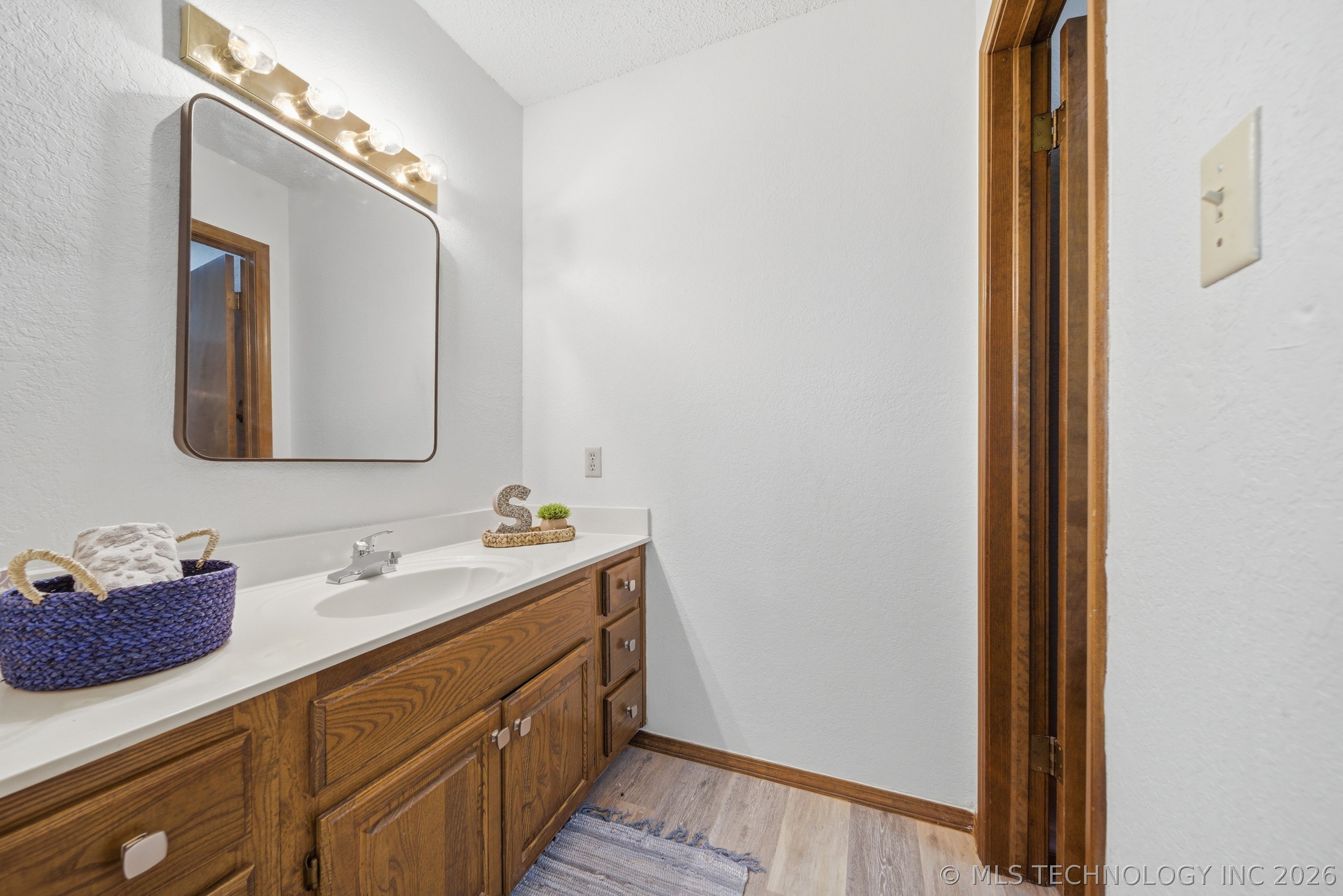 1100 N Oseuma Avenue Property Photo 24