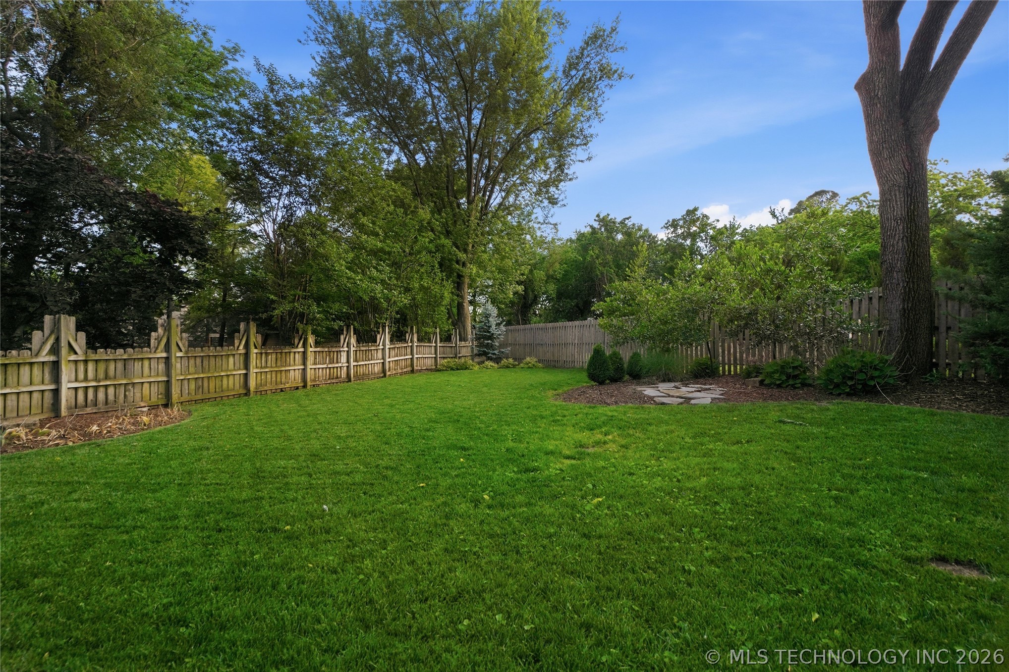 3110 E 44th Place Property Photo 63