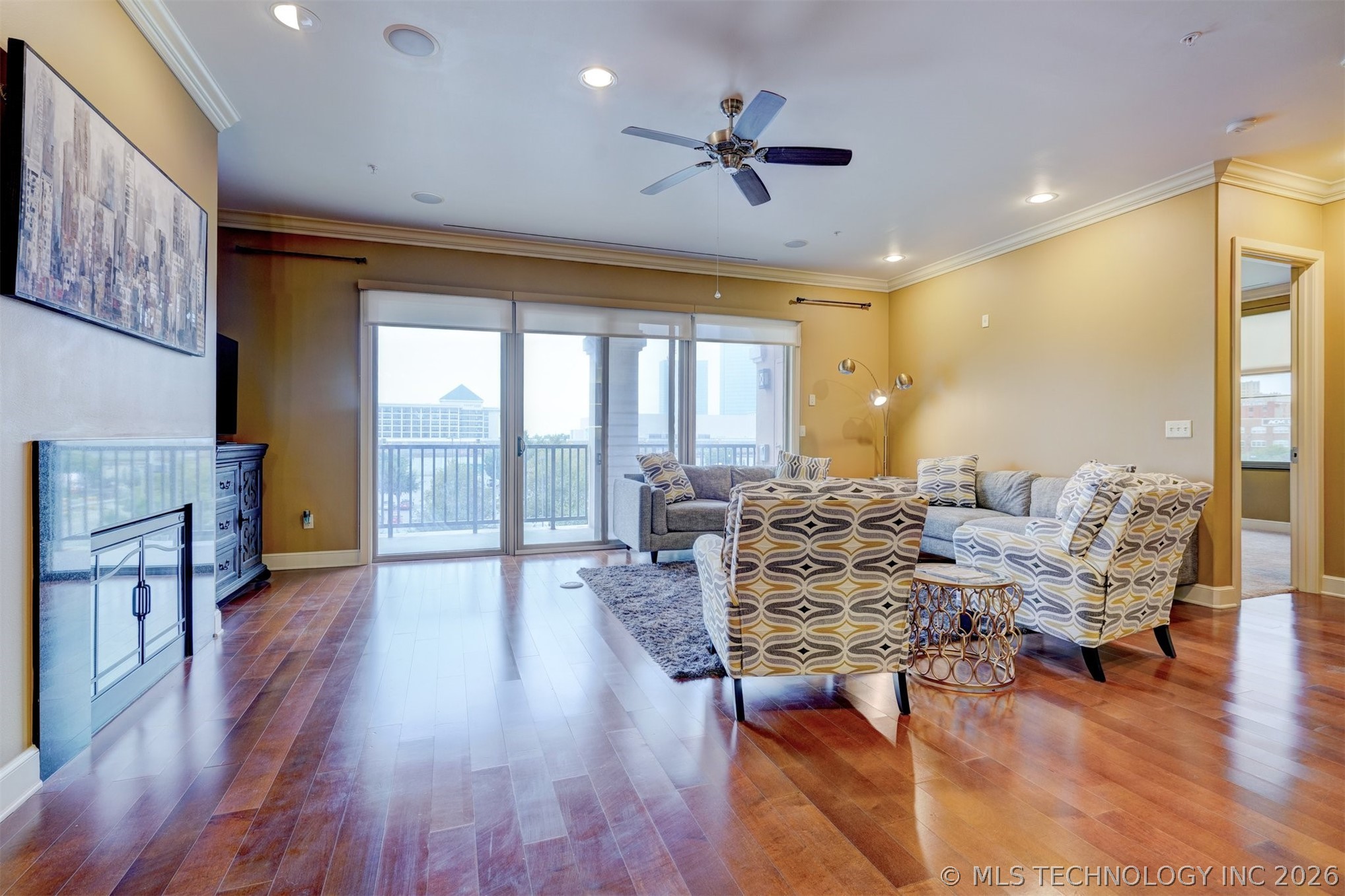 200 S Oklahoma 302 Property Photo 19