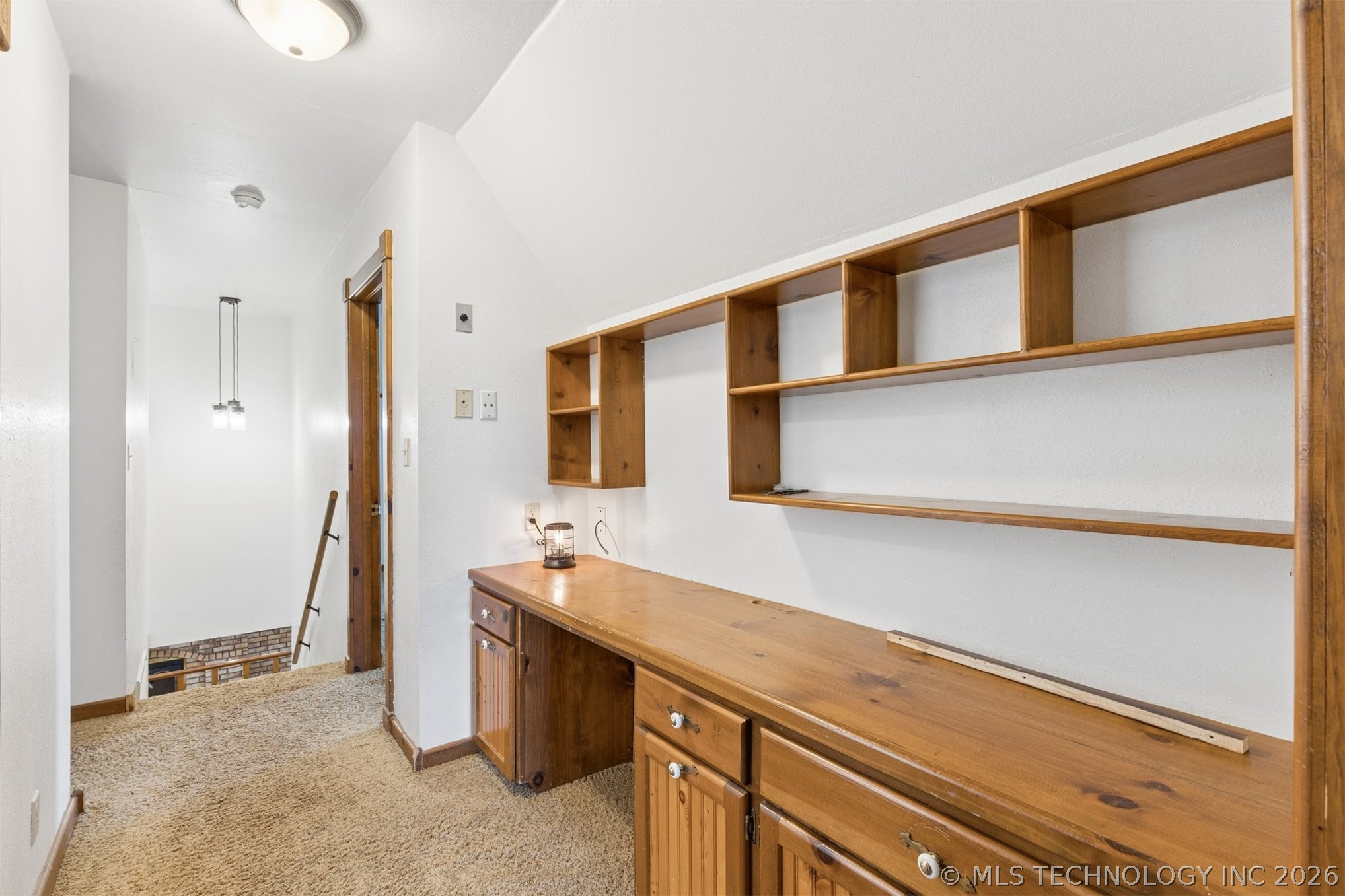 2700 W Dickinson Property Photo 34