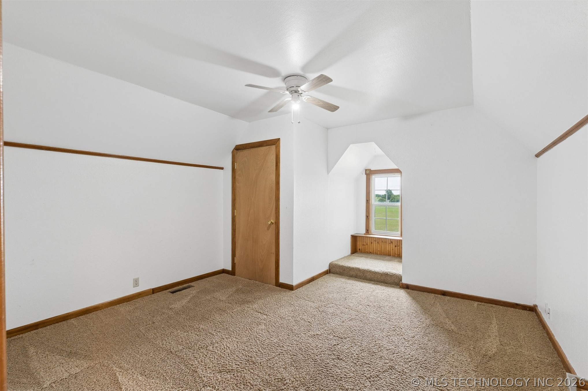 2700 W Dickinson Property Photo 45