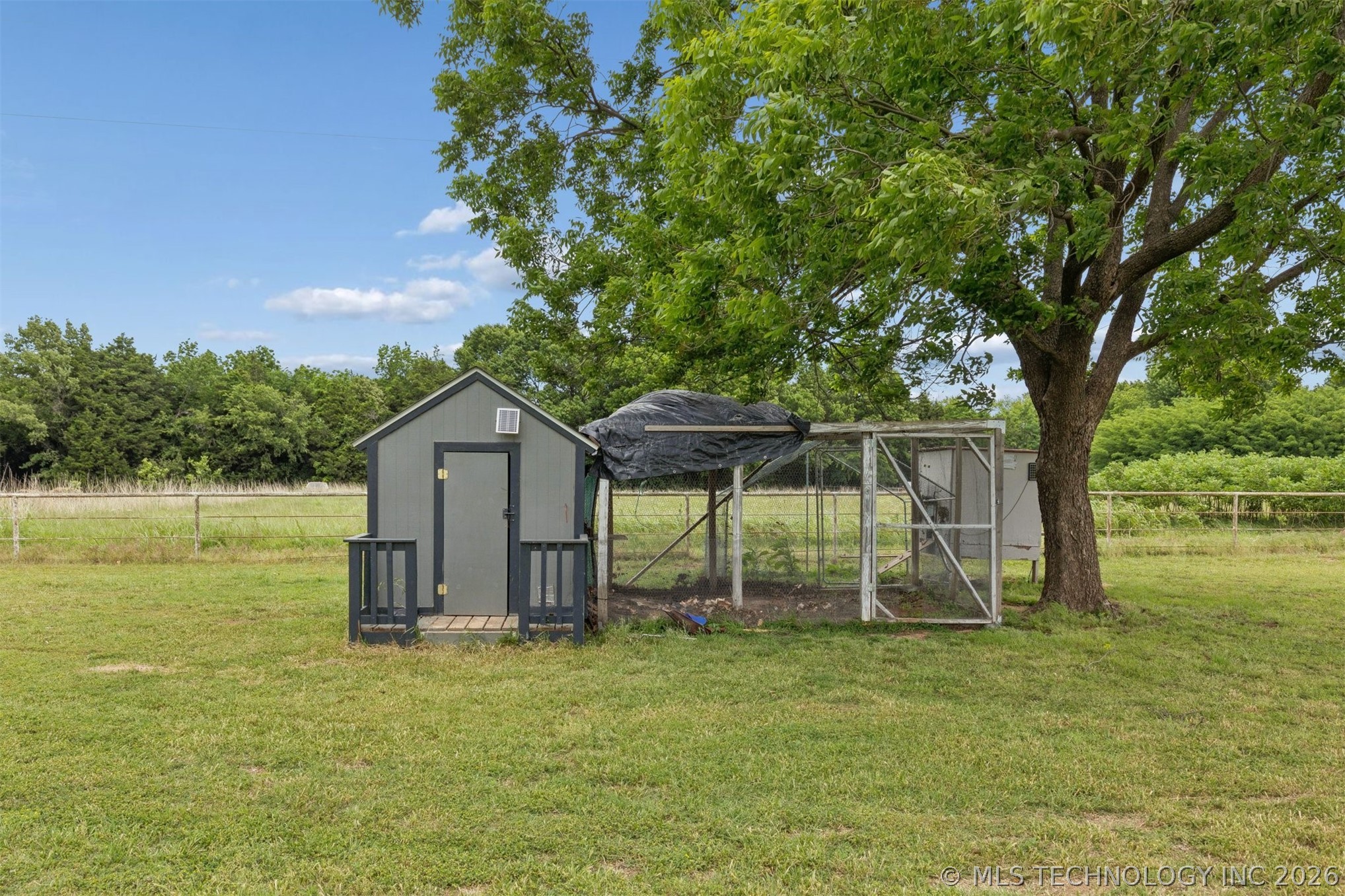 2700 W Dickinson Property Photo 49