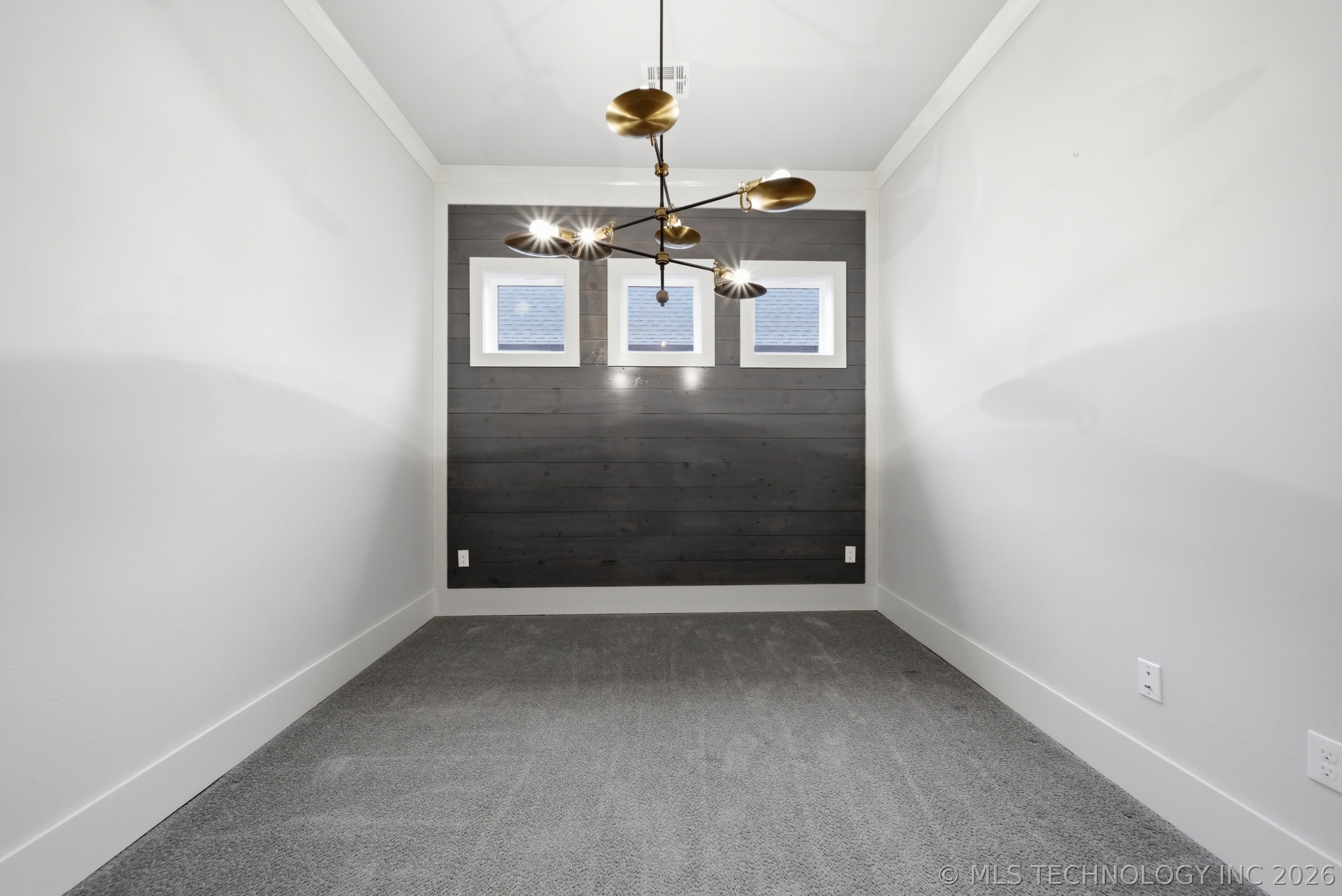 8729 S Phoenix Place W Property Photo 19