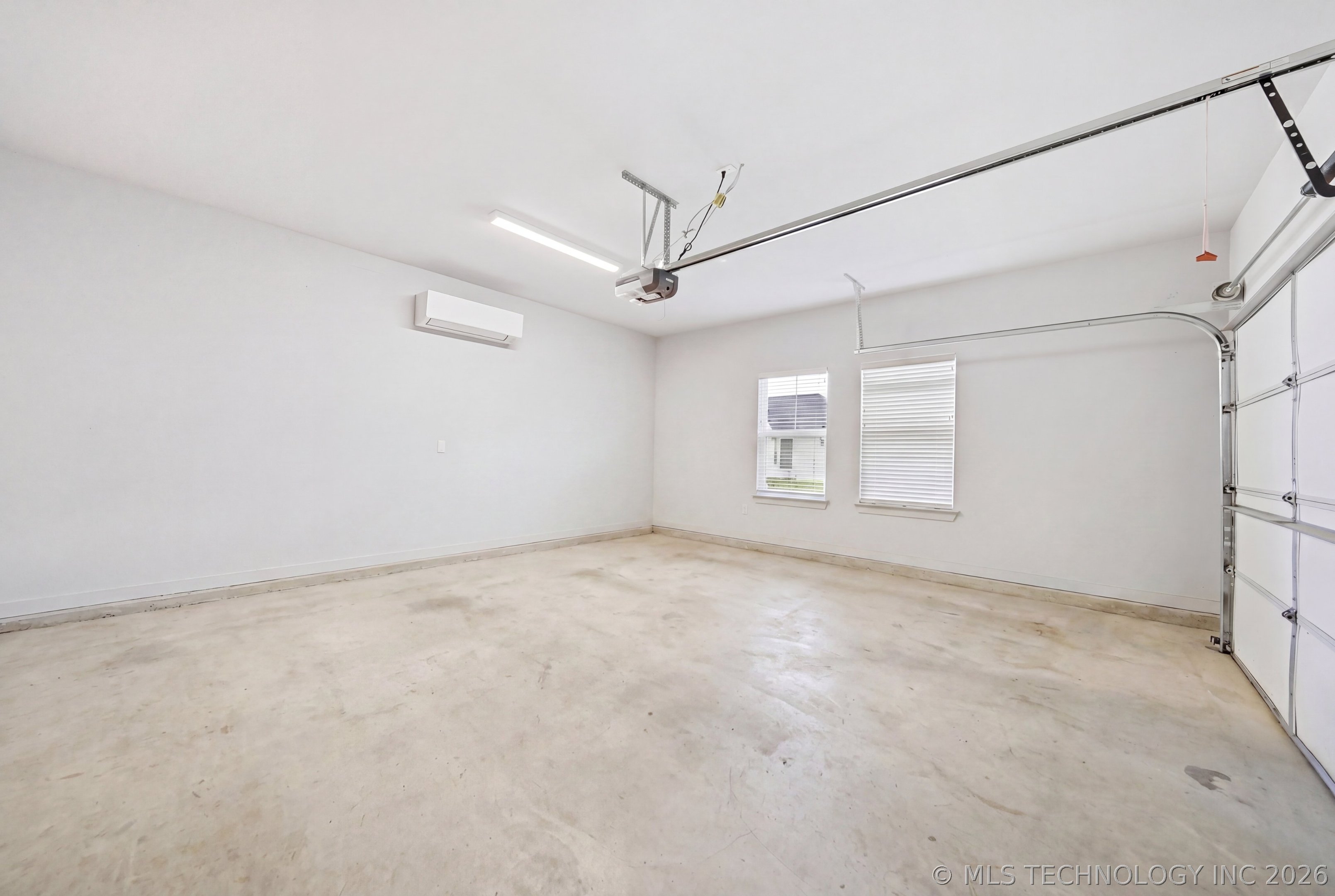 8729 S Phoenix Place W Property Photo 45