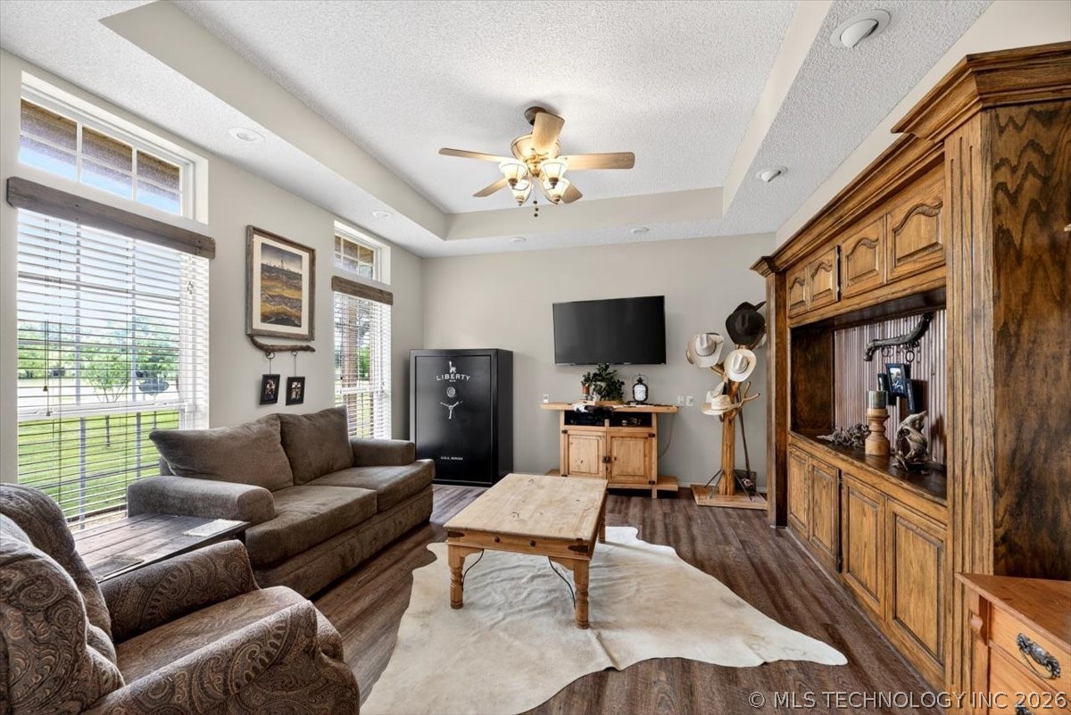15562 State Highway 83 Property Photo 21