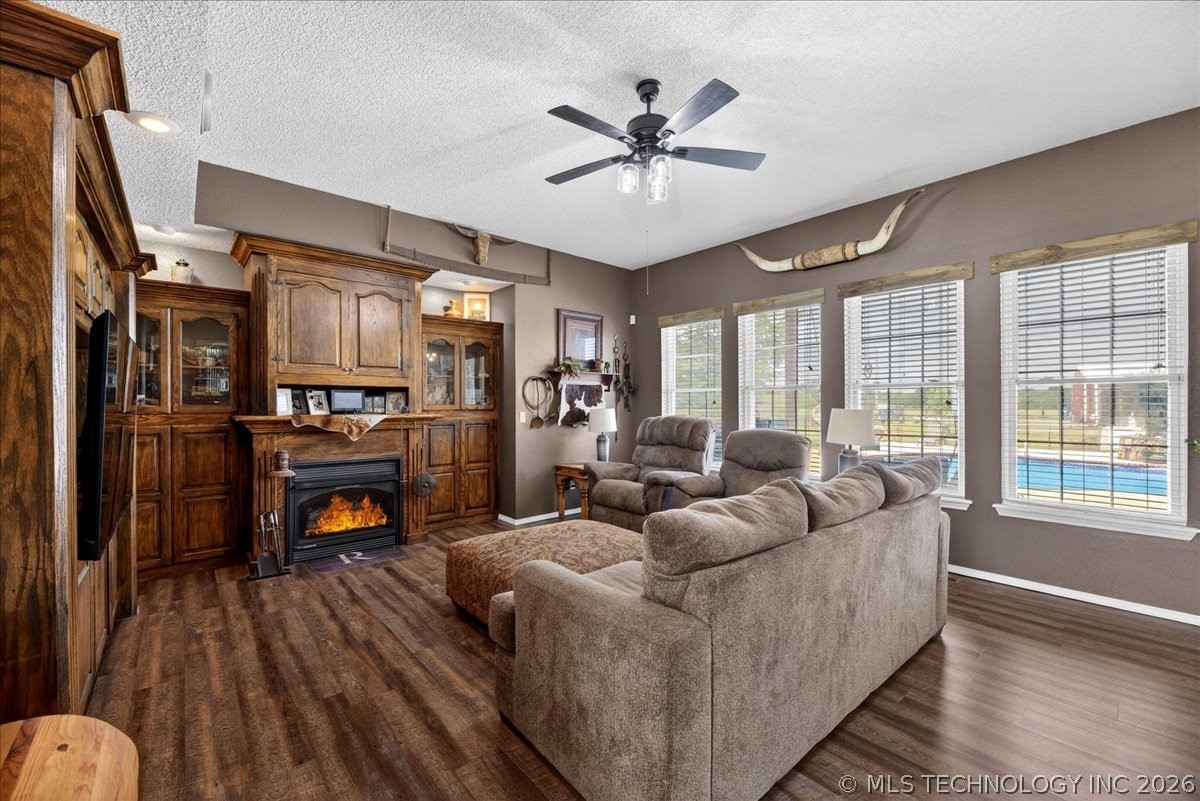 15562 State Highway 83 Property Photo 30