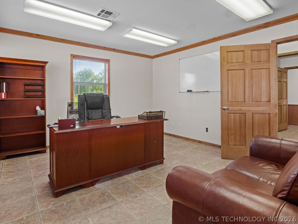 205 N Jefferson Property Photo 5