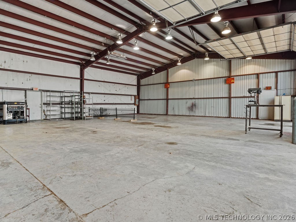 205 N Jefferson Property Photo 6