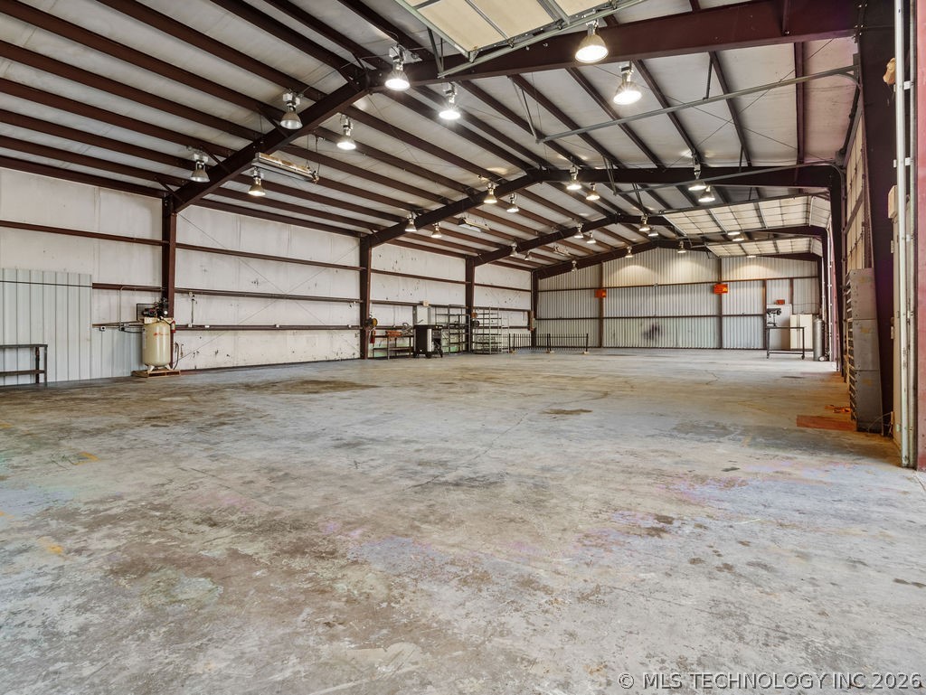 205 N Jefferson Property Photo 11