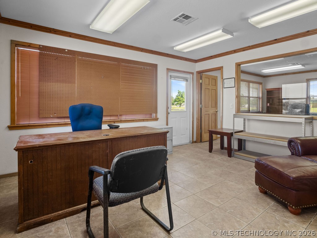 205 N Jefferson Property Photo 18