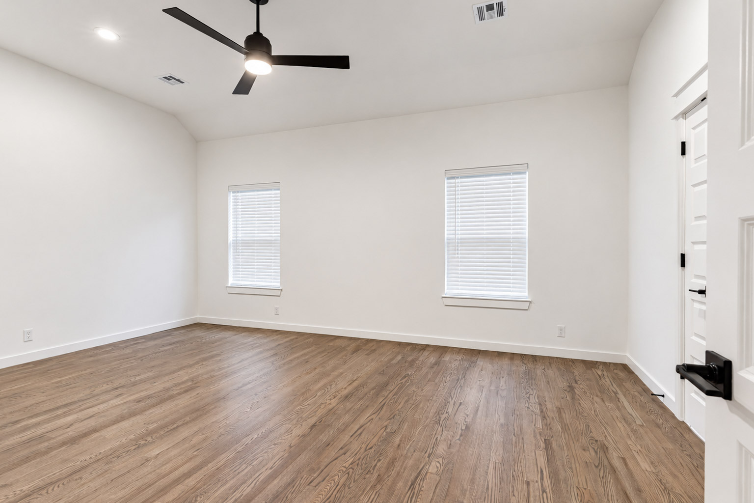 2322 E 134th Circle S Property Photo 13