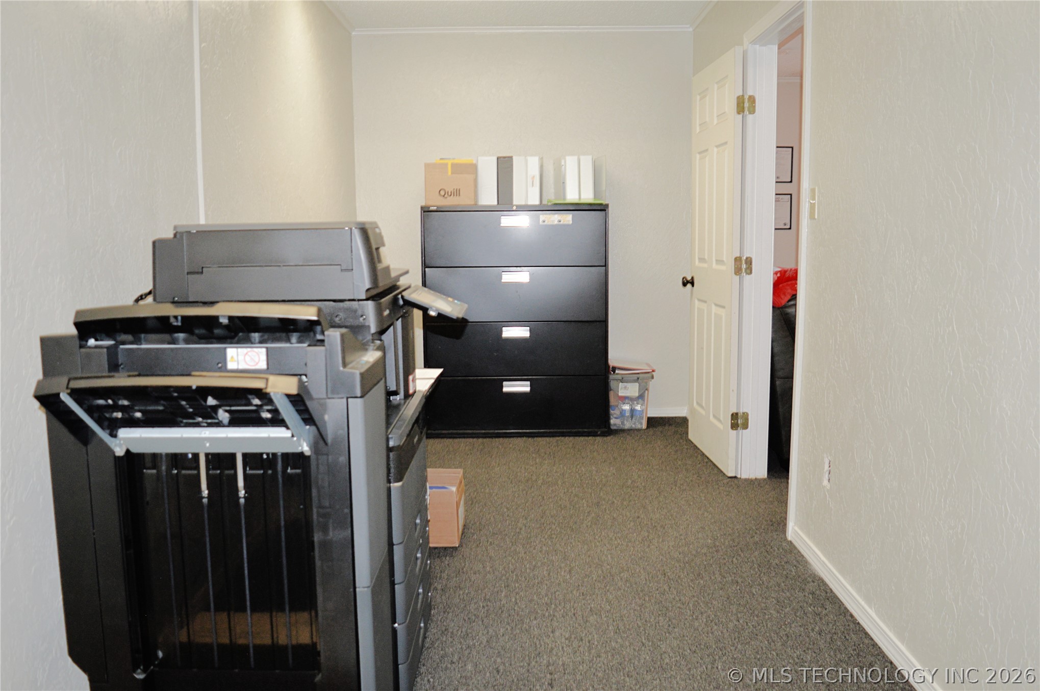 1207 E Jackson Property Photo 15