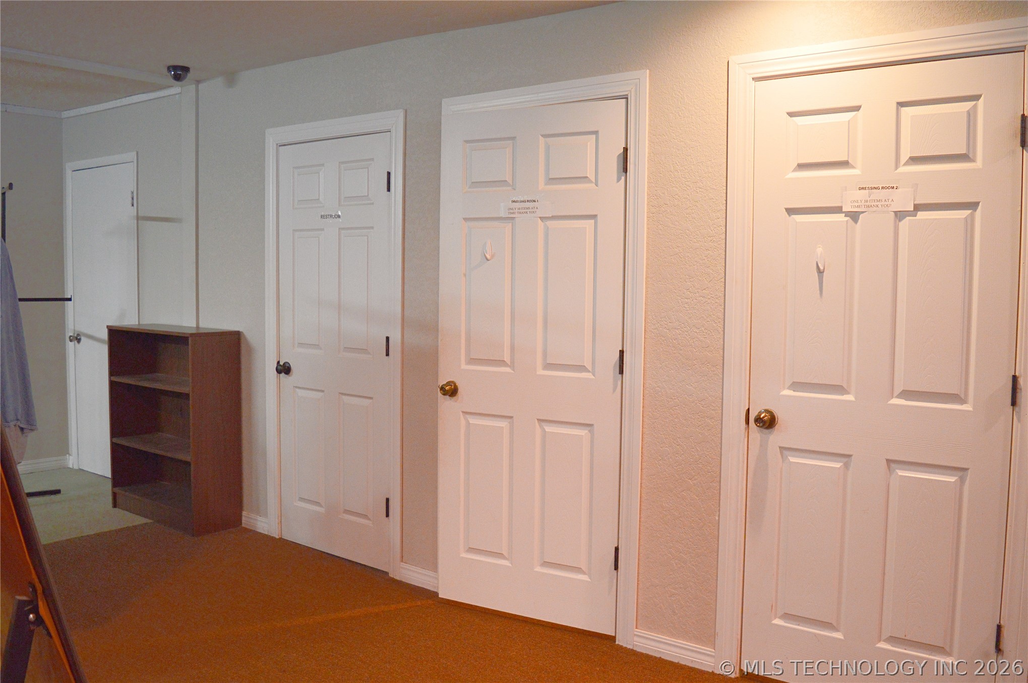 1207 E Jackson Property Photo 24
