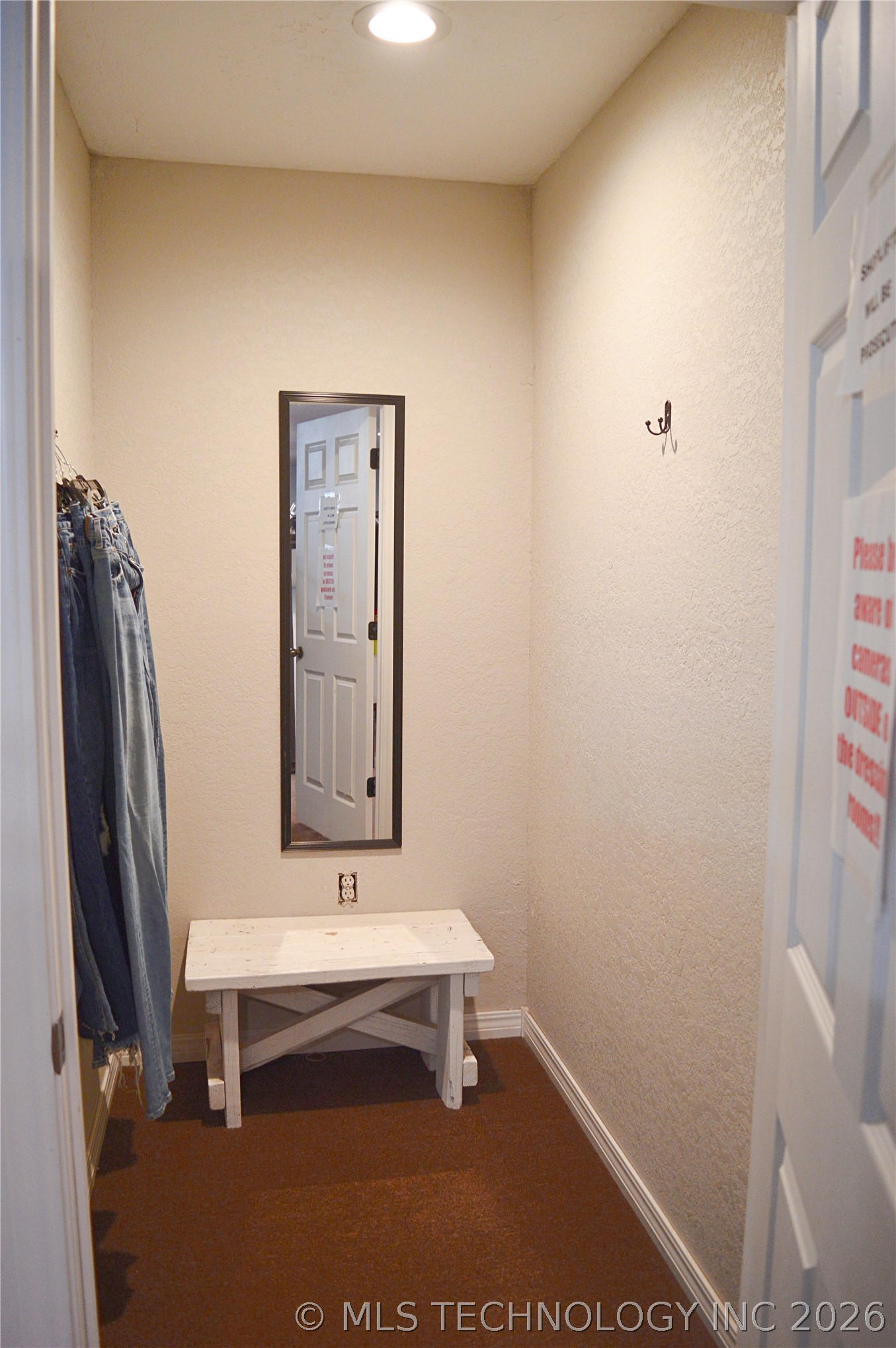 1207 E Jackson Property Photo 25