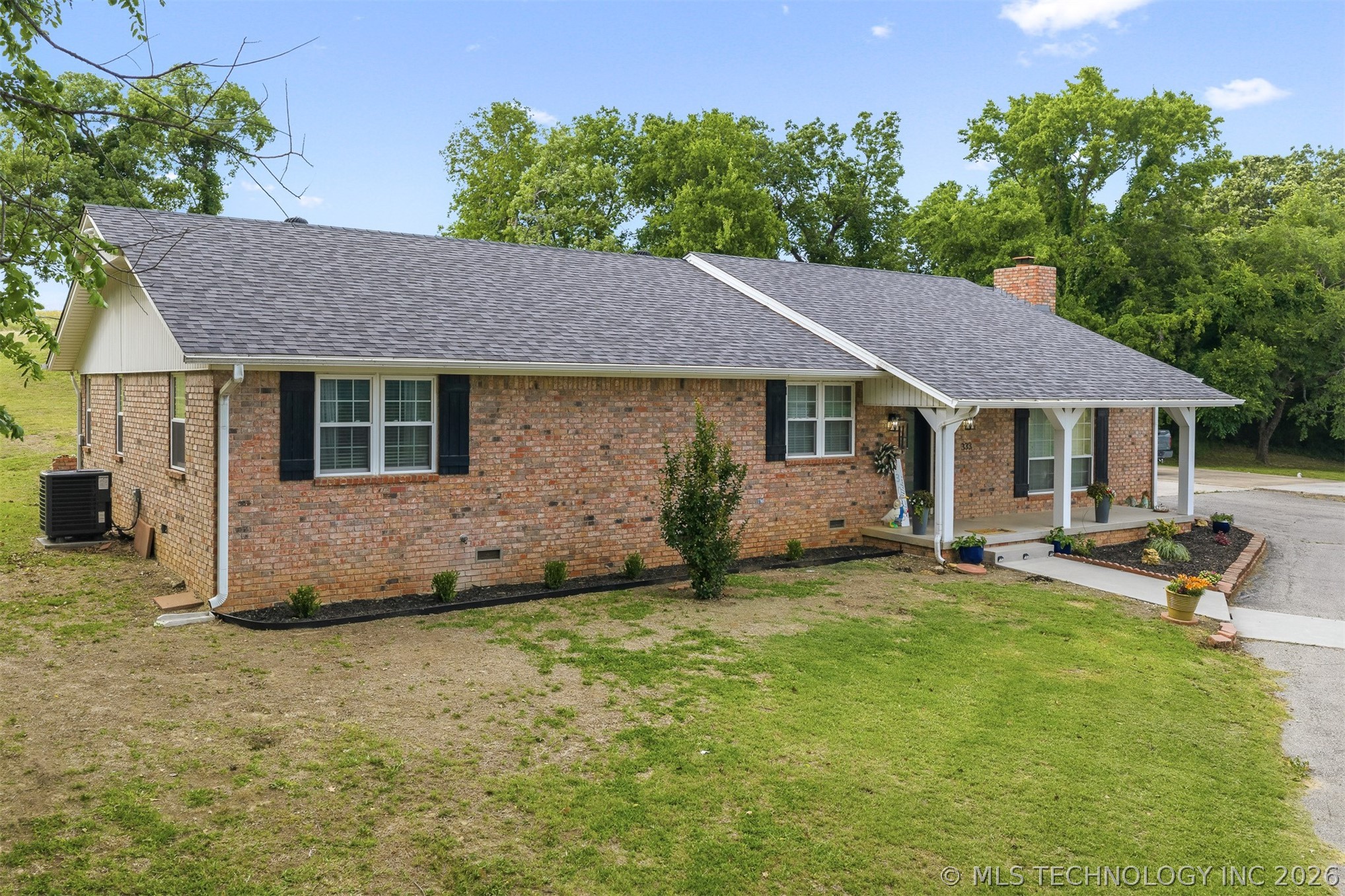 333 County Redbud Property Photo 8