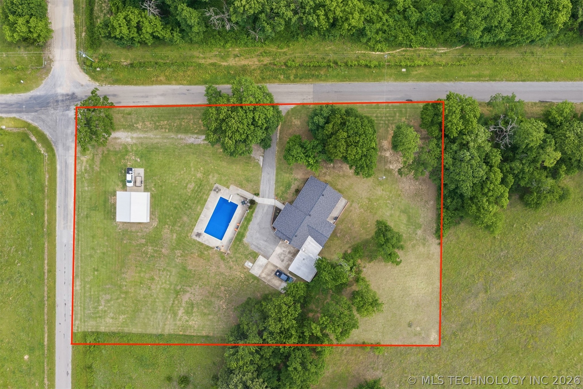 333 County Redbud Property Photo 11