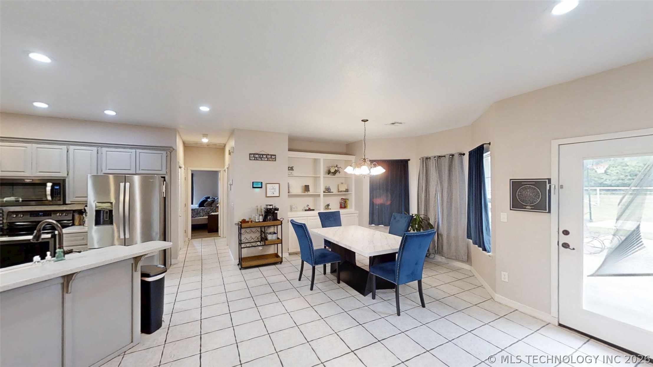 9488 Refinery Road Property Photo 9