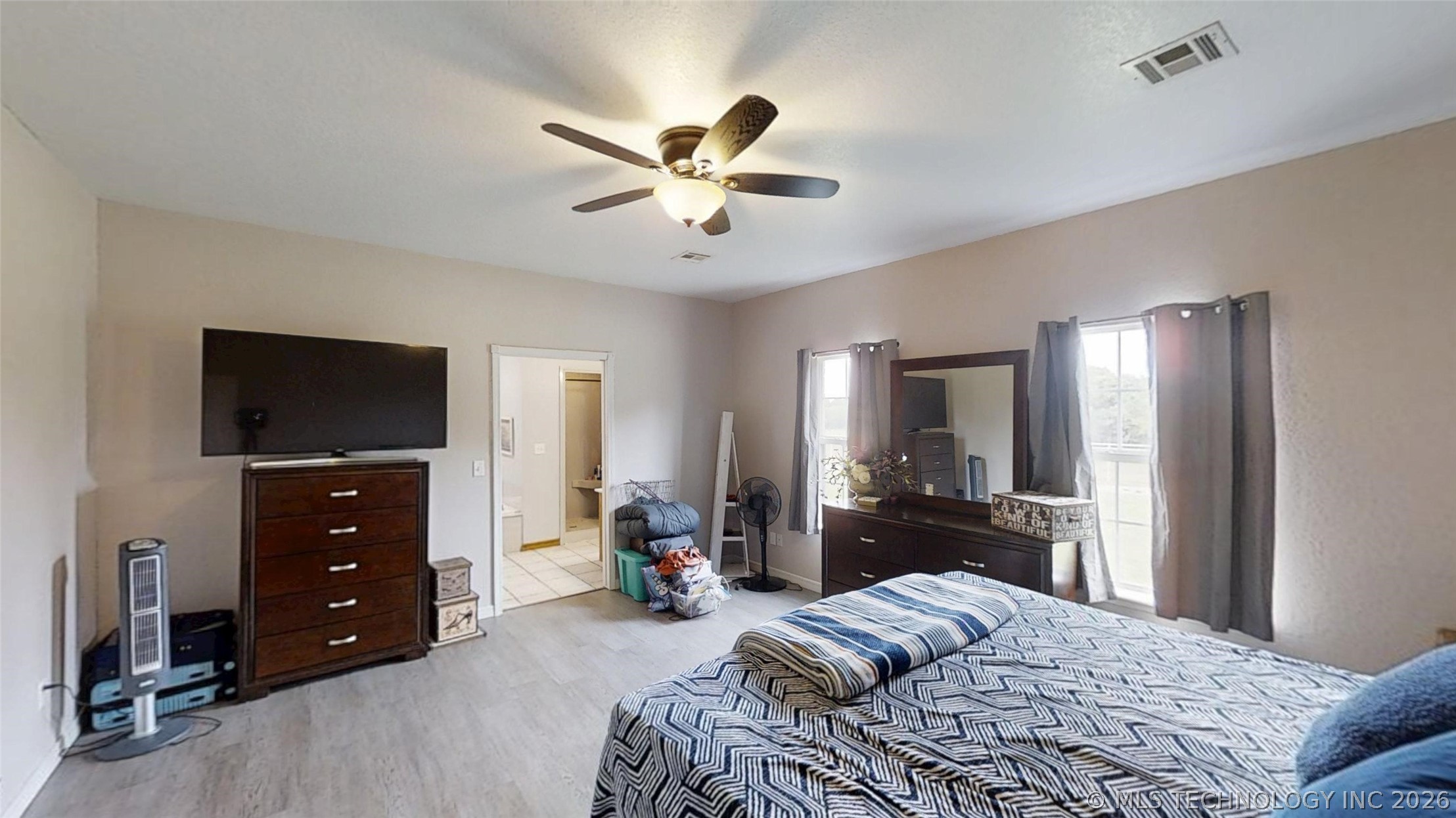 9488 Refinery Road Property Photo 17