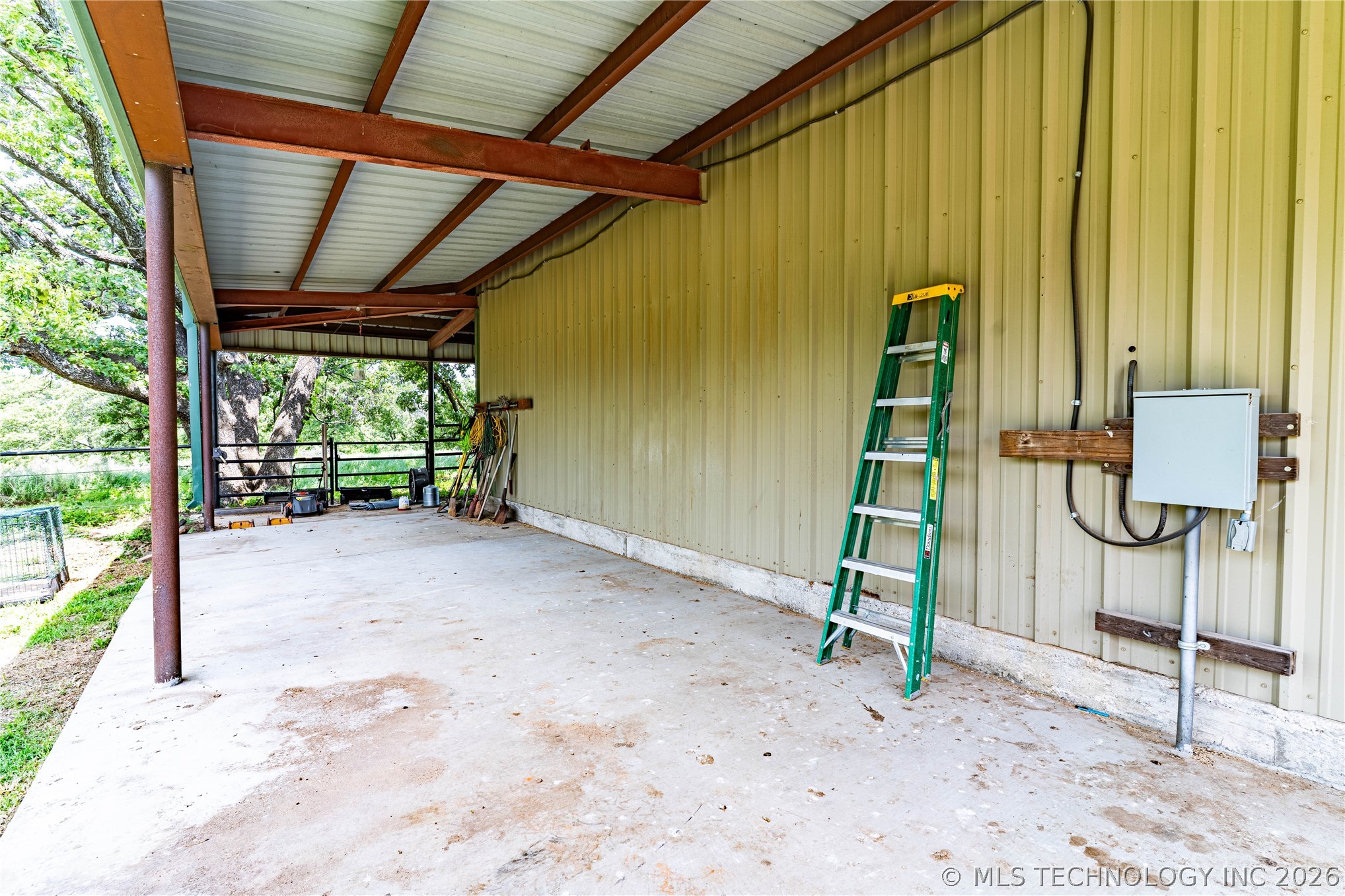 30668 W Hwy 16 Property Photo 35