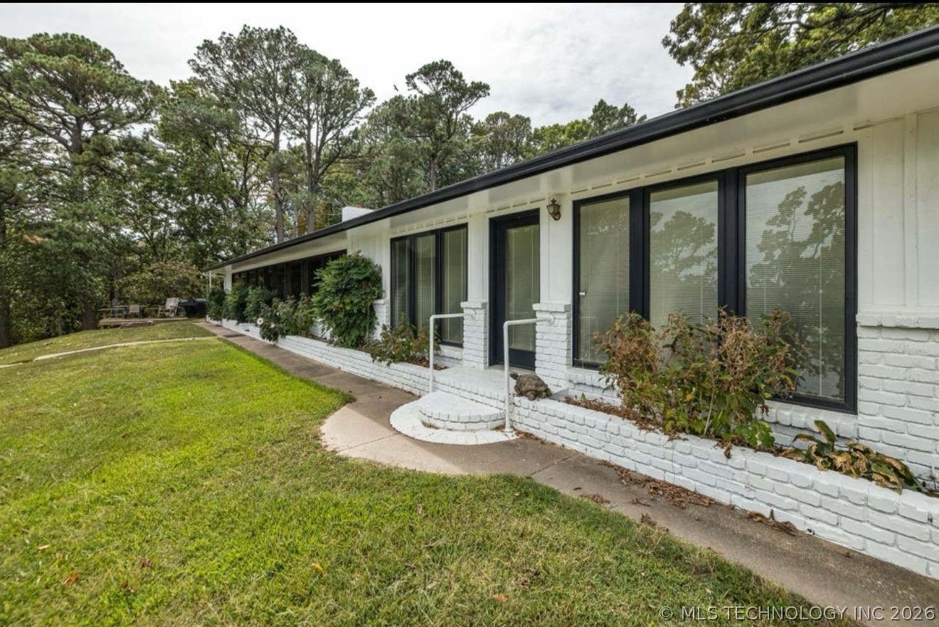 56853 E 318 Road Property Photo 15