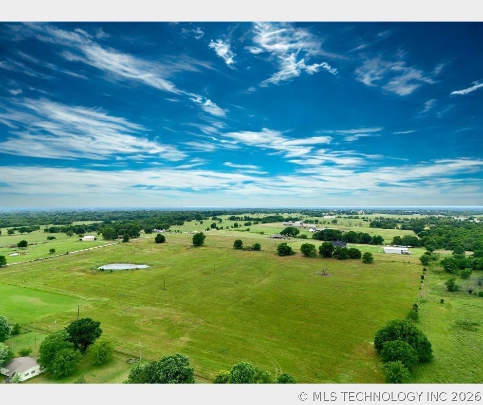 12 E 420 Road Property Photo 1