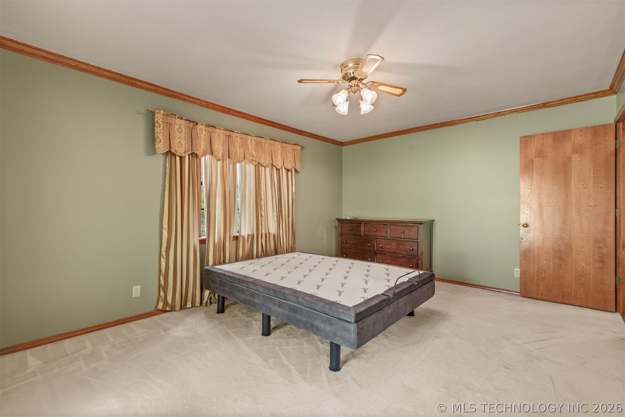 610 N 177th East Avenue Property Photo 40