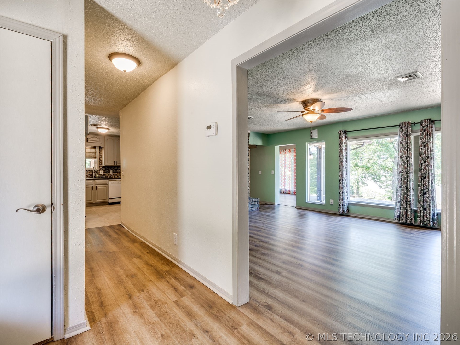 1082 Gaines Creek Loop Property Photo 6