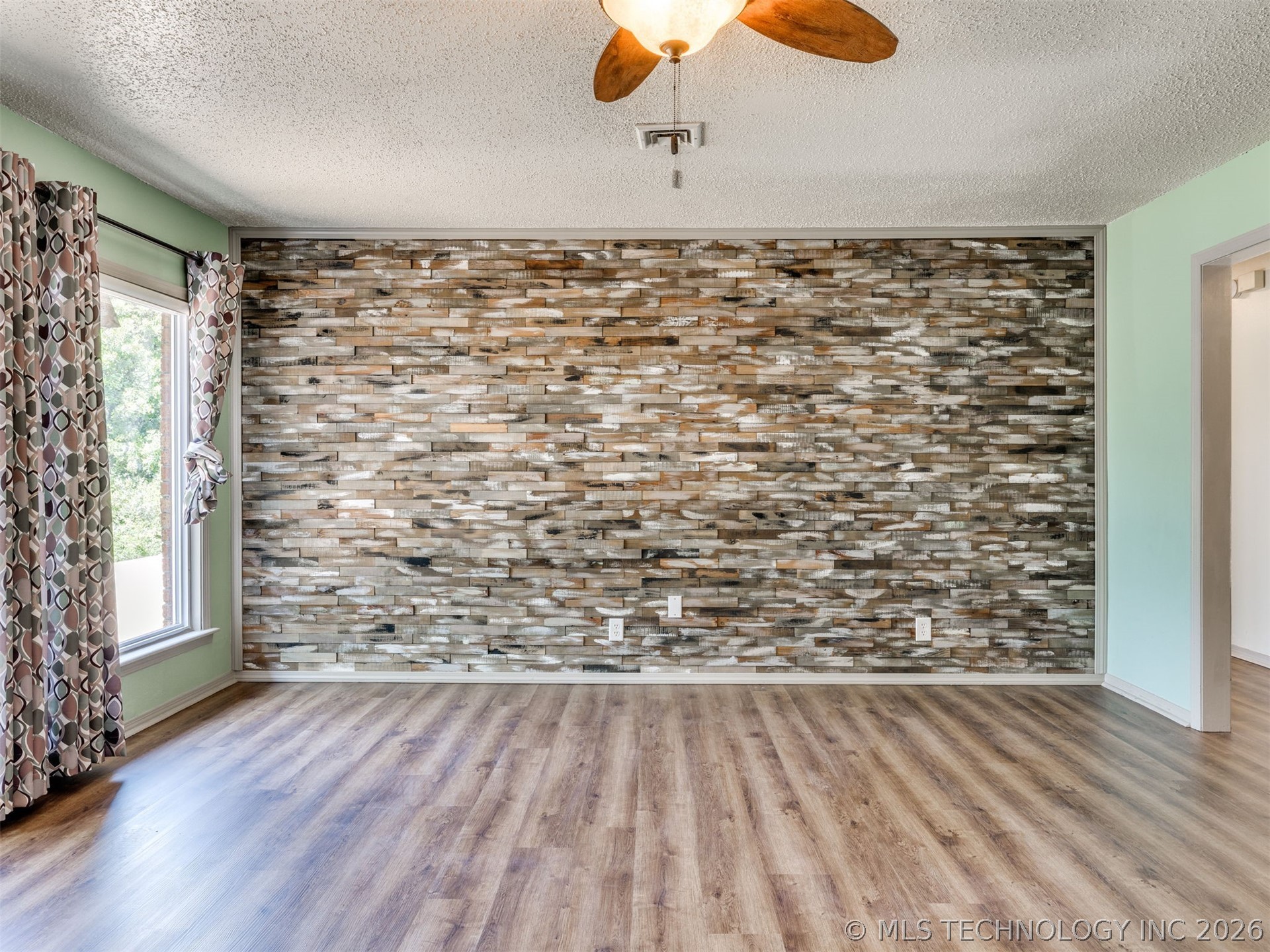 1082 Gaines Creek Loop Property Photo 10