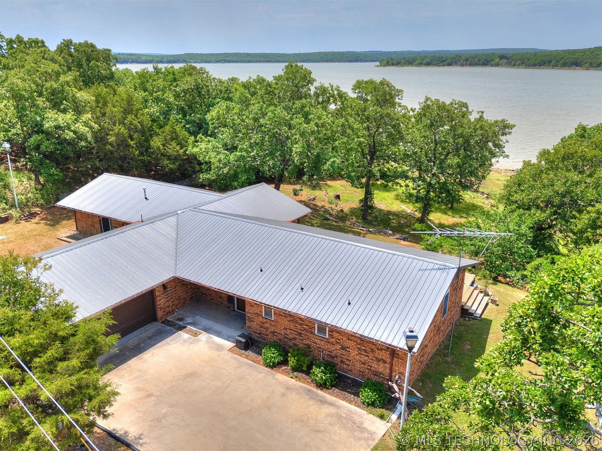 1082 Gaines Creek Loop Property Photo 45