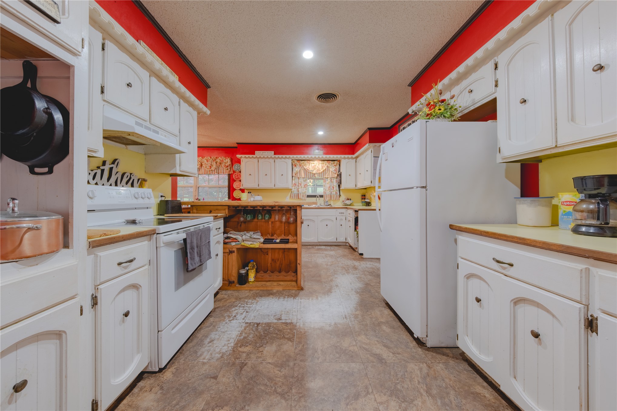 461356 E 1023 Road Property Photo 12