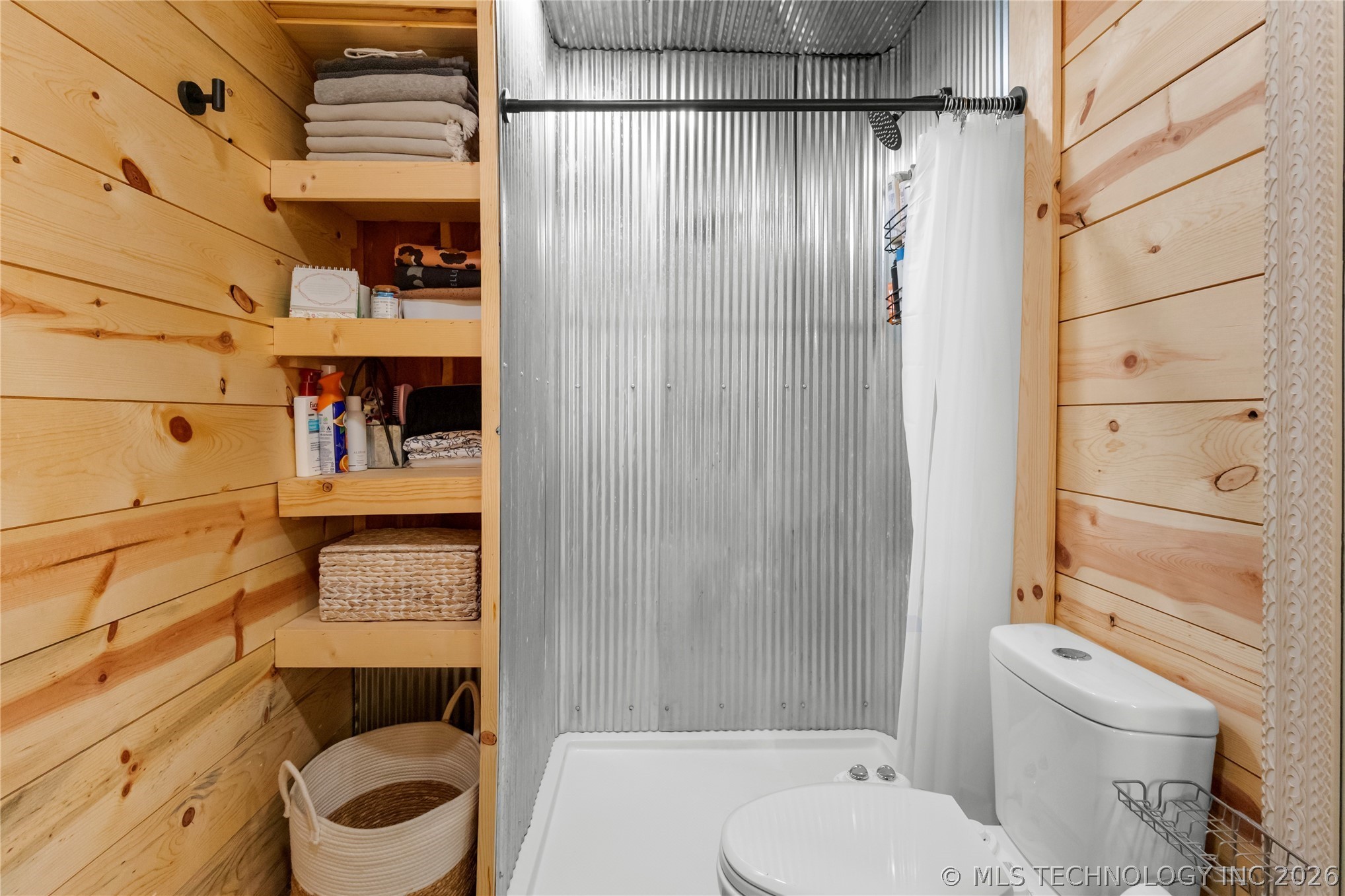 420715 E 1168 Property Photo 12