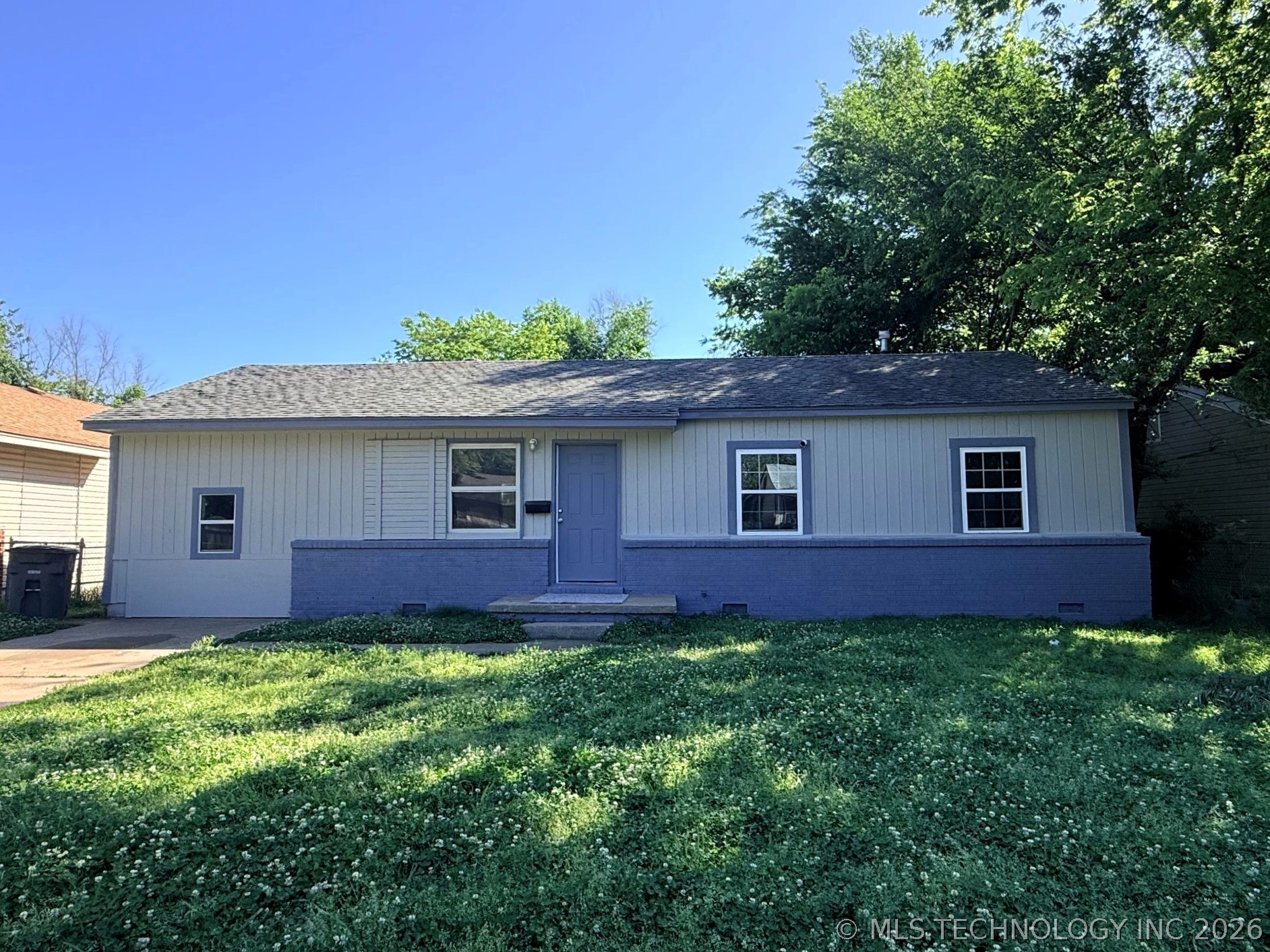 4907 N Garrison Place Property Photo 1
