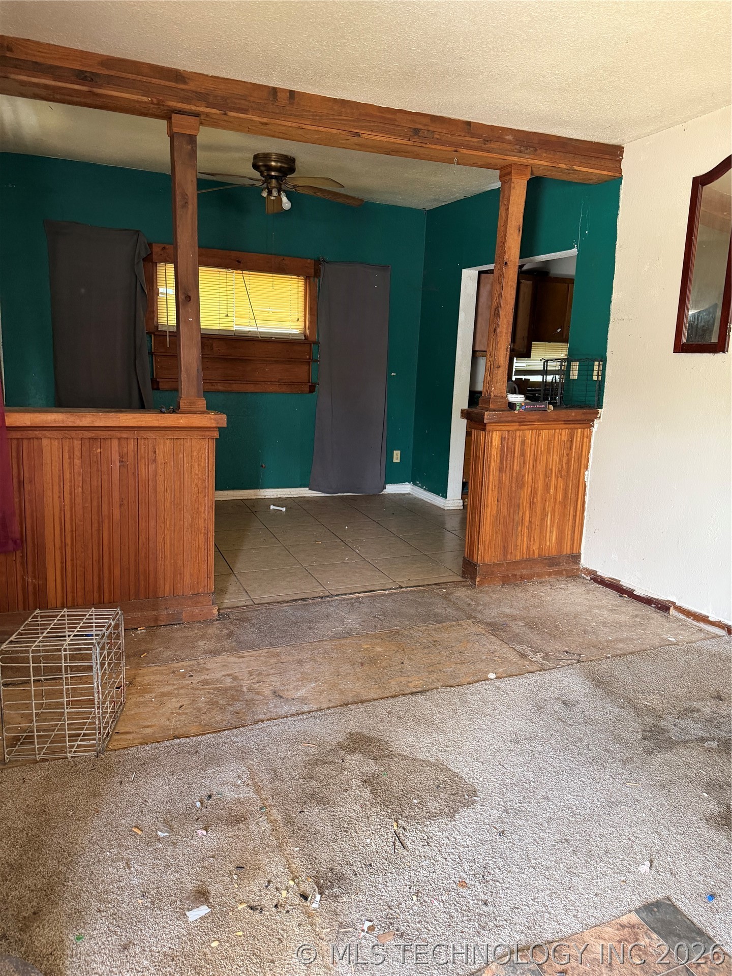 321 S Taft Avenue Property Photo 6