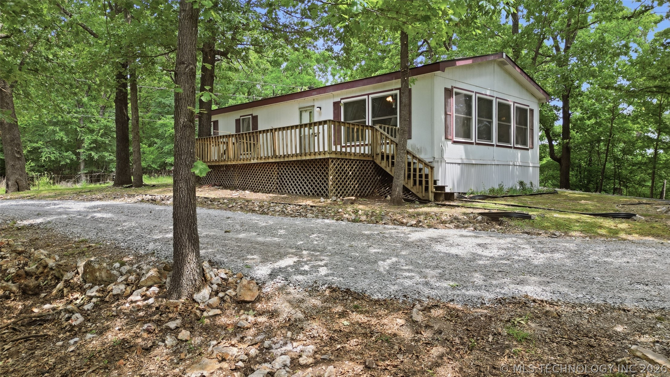 244 Powderhorn Lane Property Photo 3
