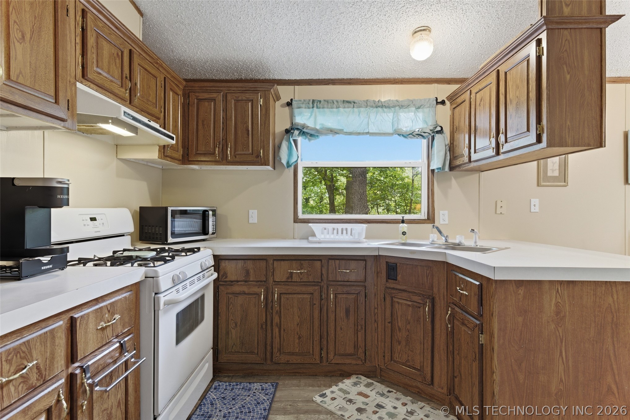 244 Powderhorn Lane Property Photo 8