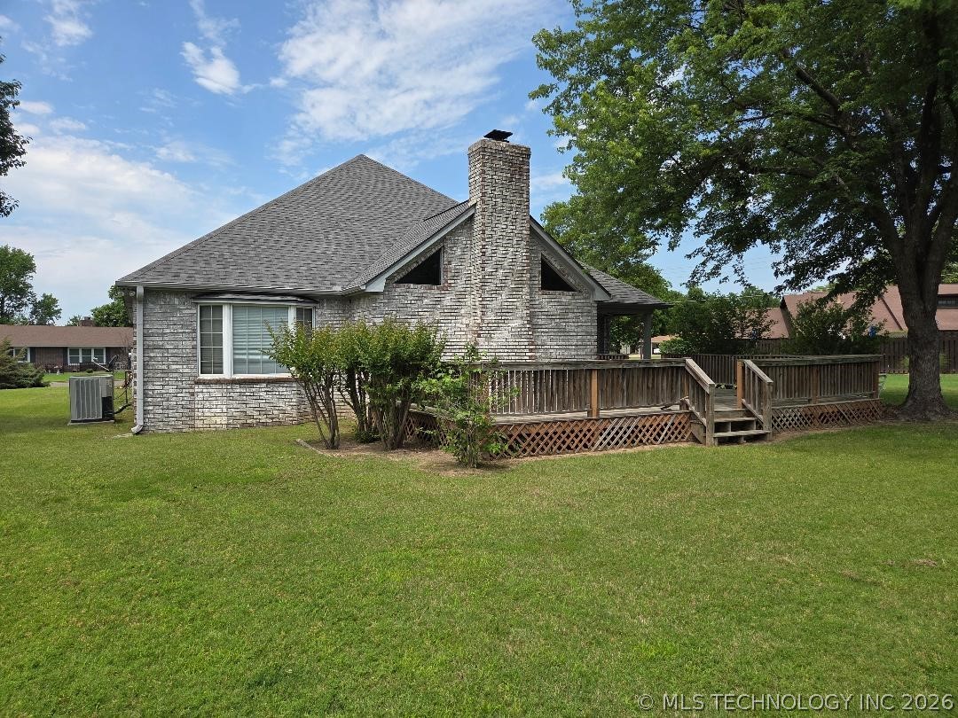 112 Circle Drive Property Photo 4
