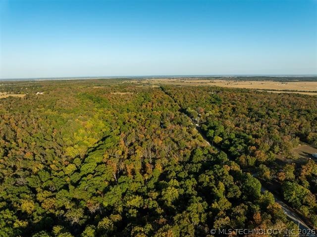 26353 E 300 Road Property Photo 15