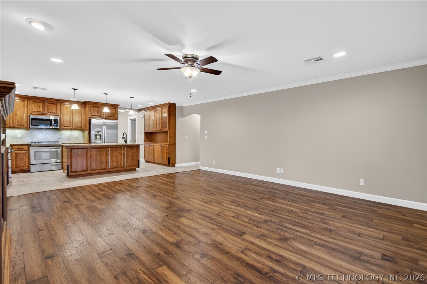 6422 Foxtail Park Drive Property Photo 15