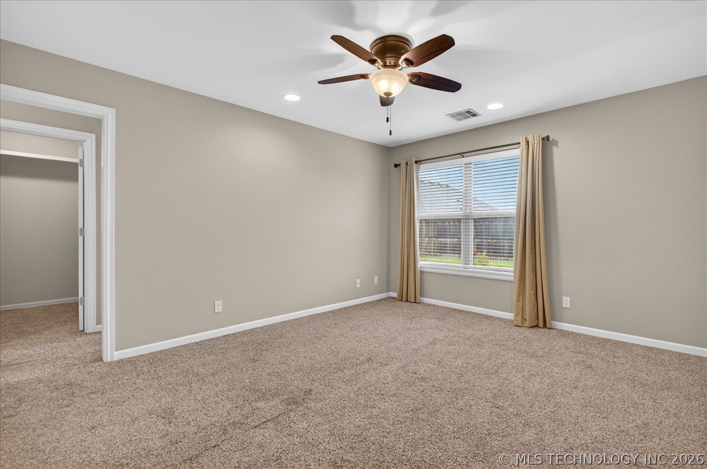 6422 Foxtail Park Drive Property Photo 22