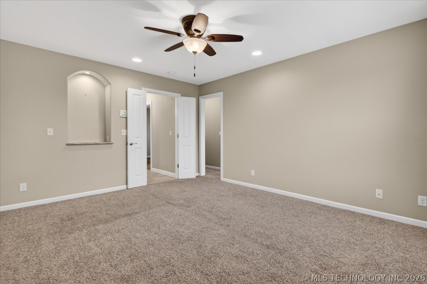 6422 Foxtail Park Drive Property Photo 23