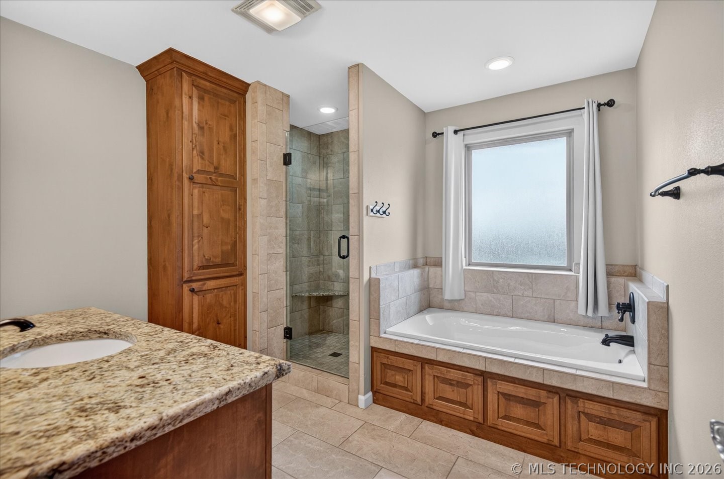 6422 Foxtail Park Drive Property Photo 25