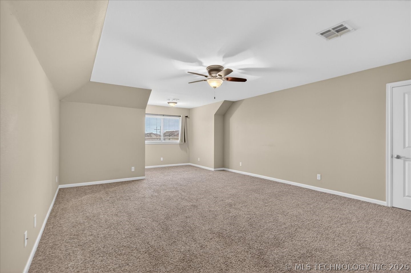 6422 Foxtail Park Drive Property Photo 31