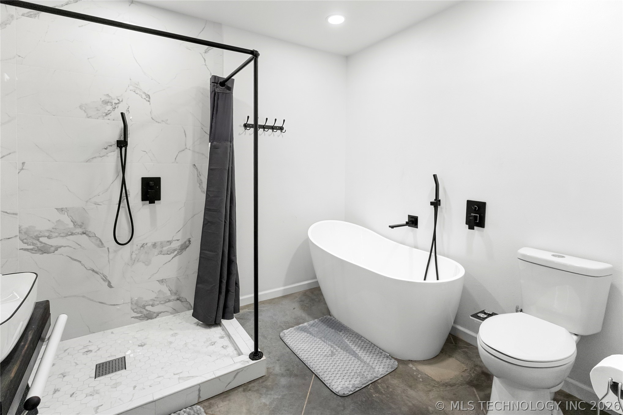 420728 E 1168 Property Photo 20